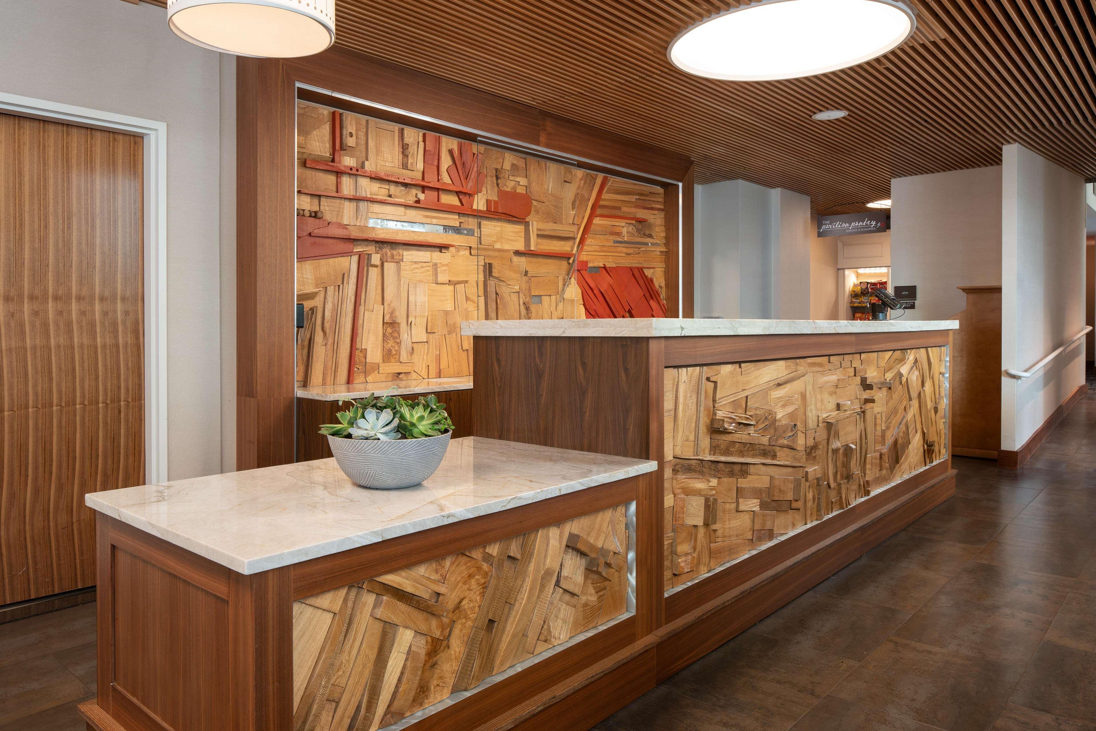 Hilton Garden Inn Long Island City Нью-Йорк Экстерьер фото