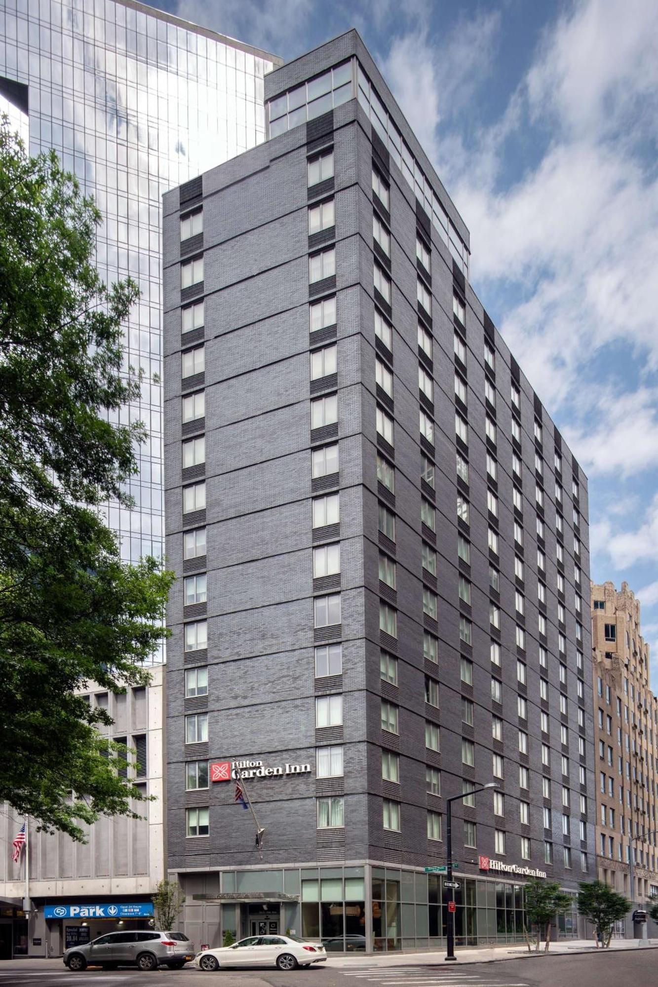 Hilton Garden Inn Long Island City Нью-Йорк Экстерьер фото